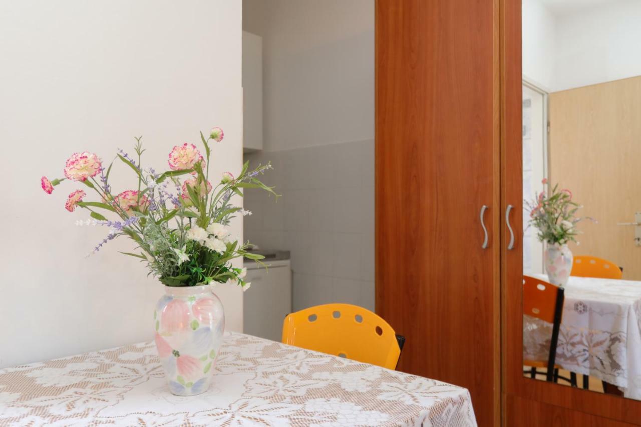 Studio Apartment Ana Супетар Екстер'єр фото